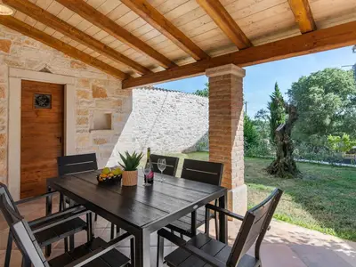 Villa für 5 Personen (80 m²) in Tinjan 3/10