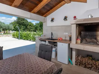 Villa für 8 Personen (260 m²) in Tinjan 5/10