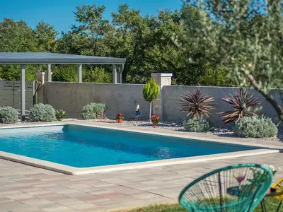 Villa für 8 Personen (130 m²) in Tinjan 6/10