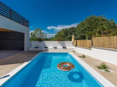 Villa für 8 Personen (120 m²) in Tinjan 3/10