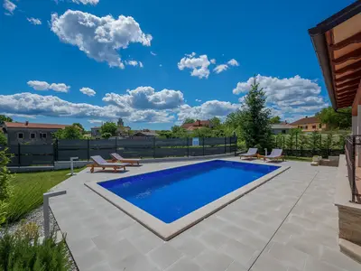 Villa für 6 Personen (160 m²) in Tinjan 3/10