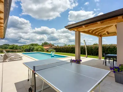 Villa für 6 Personen (170 m²) in Tinjan 2/10