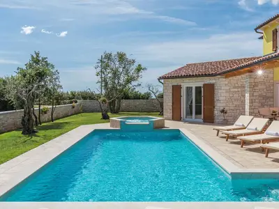 Villa für 8 Personen (240 m²) in Tinjan 6/10
