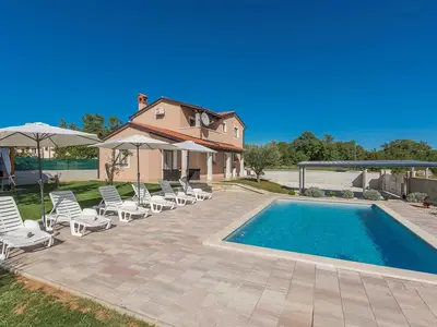 Villa für 8 Personen (130 m²) in Tinjan 8/10
