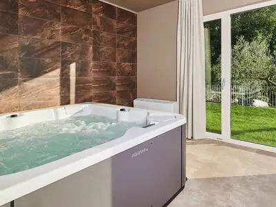 Villa für 8 Personen (240 m²) in Tinjan 10/10