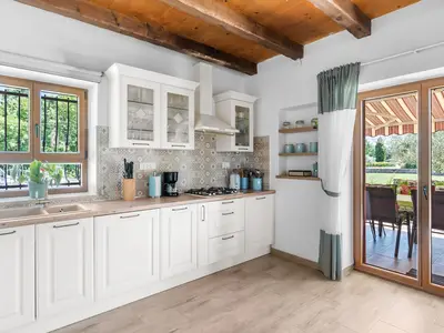Villa für 8 Personen (260 m²) in Tinjan 8/10