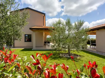 Villa für 6 Personen (170 m²) in Tinjan 8/10