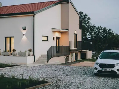 Villa für 8 Personen (200 m²) in Tinjan 9/10