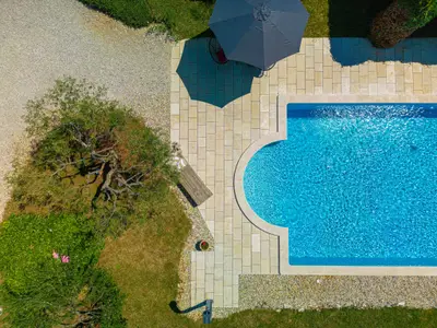 Villa für 9 Personen (221 m²) in Tinjan 4/10