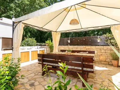 Villa für 8 Personen (170 m²) in Tinjan 7/10