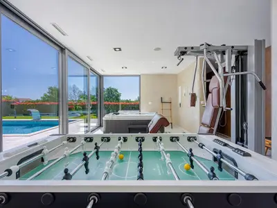 Villa für 8 Personen (360 m²) in Tinjan 8/10