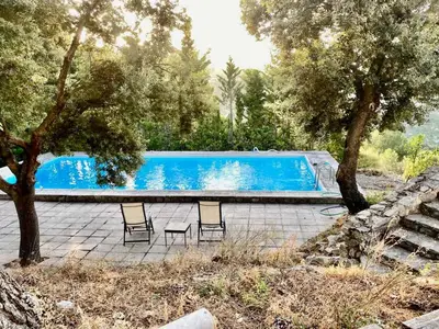 PoolOfHouse