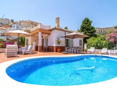 PoolOfHouse