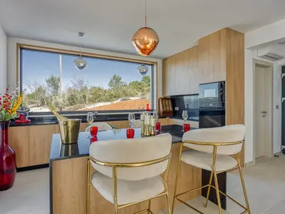Villa für 4 Personen (150 m²) in Trget 9/10