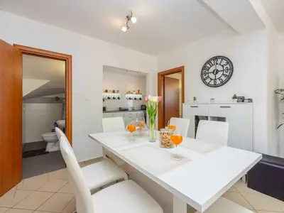 Villa für 6 Personen (96 m²) in Tribalj 10/10