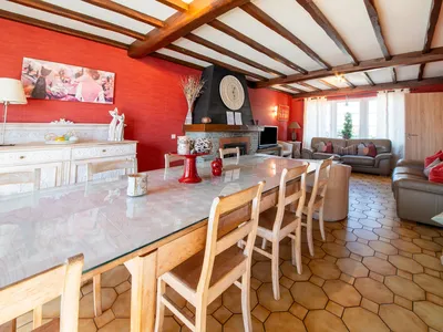 DiningRoom