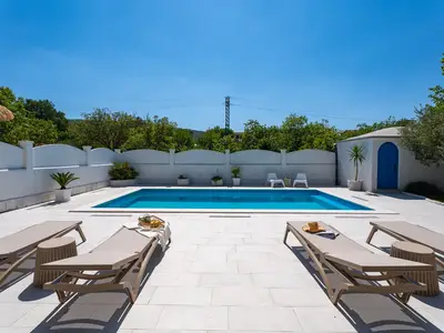 Entdecken Sie das ultimative Urlaubserlebnis in der charmanten Villa Tugarka