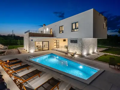 Die Villa M30 ist in der Tat eine besonders einzigartige Unterkunft, die als bestes Ferienhaus in Kroatien für 2022 ausgewählt wurde 