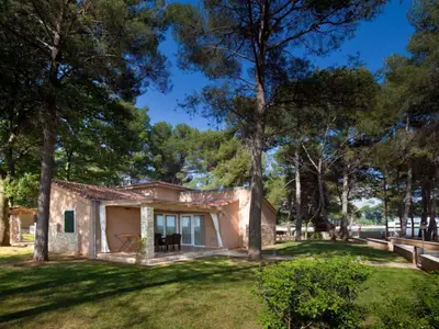 Villa für 6 Personen (58 m²) in Umag 2/10