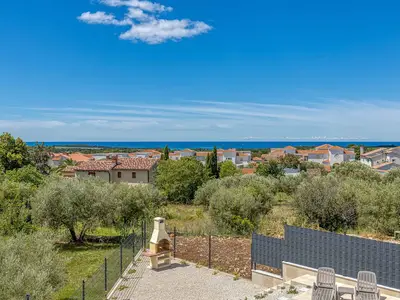Villa für 6 Personen (176 m²) in Vabriga 7/10