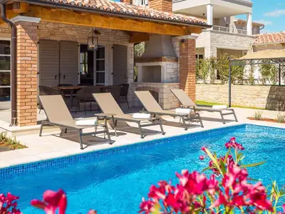 Villa für 7 Personen (179 m²) in Vabriga 2/10