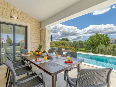 Villa für 6 Personen (176 m²) in Vabriga 2/10