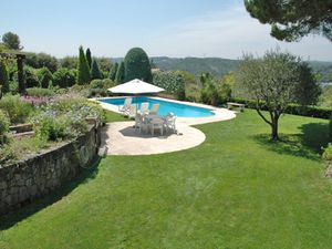 23896663-Villa-7-Valbonne-300x225-2