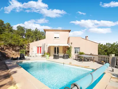 PoolOfHouse