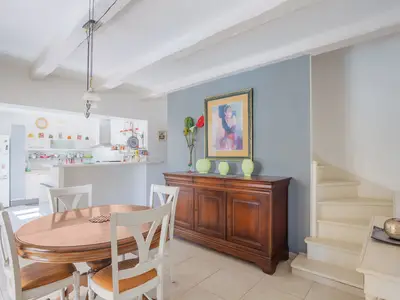 DiningRoom