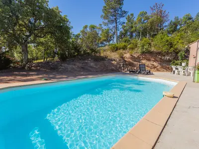 PoolOfHouse