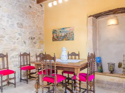 DiningRoom