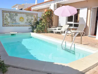 PoolOfHouse