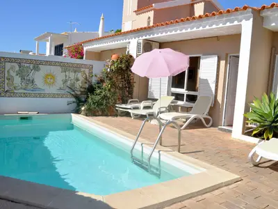 PoolOfHouse