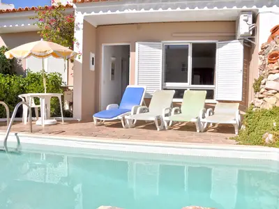 PoolOfHouse