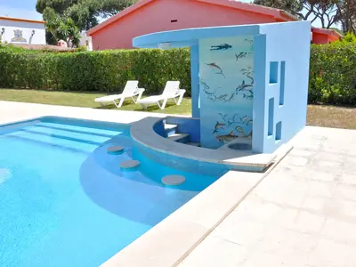 PoolOfHouse