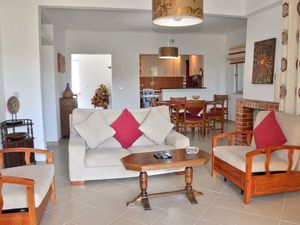 19355699-Villa-4-Vilamoura-300x225-5