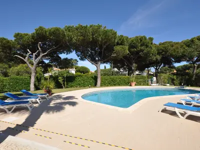 PoolOfHouse