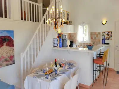 DiningRoom