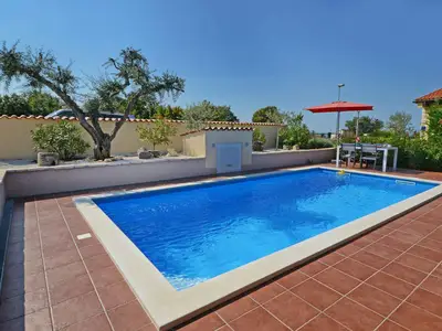 Villa für 7 Personen (150 m²) in Višnjan 6/10