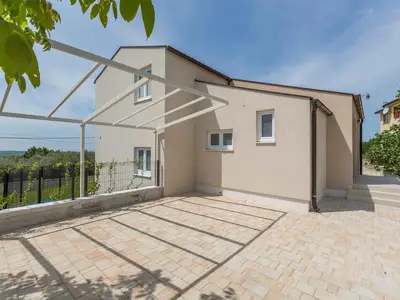 Villa für 6 Personen (147 m²) in Višnjan 3/10