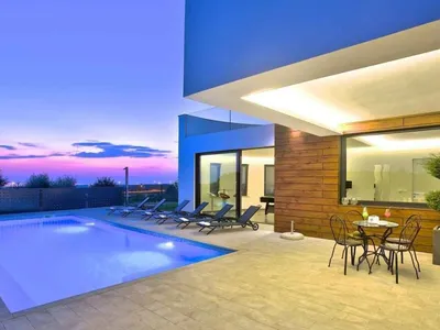 Villa für 12 Personen (370 m²) in Višnjan 6/10