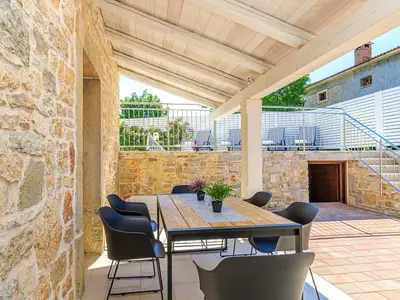 Villa für 6 Personen (150 m²) in Višnjan 4/10
