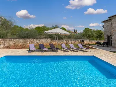 Villa für 8 Personen (162 m²) in Višnjan 10/10