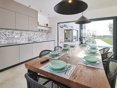 Villa für 8 Personen (264 m²) in Višnjan 9/10