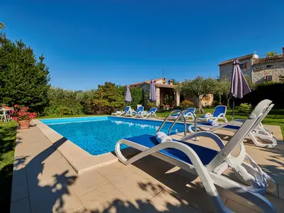 Villa für 8 Personen (200 m²) in Višnjan 6/10