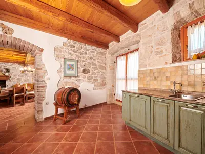 Villa für 8 Personen (200 m²) in Višnjan 9/10