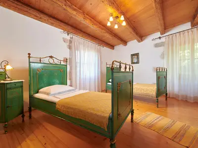Villa für 8 Personen (200 m²) in Višnjan 10/10