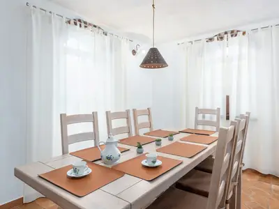 Villa für 8 Personen (162 m²) in Višnjan 8/10