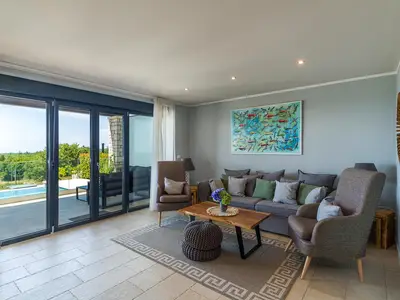 Villa für 8 Personen (180 m²) in Višnjan 9/10