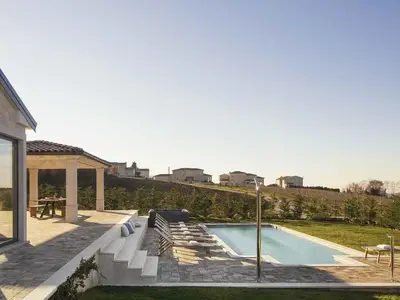 Villa für 8 Personen (180 m²) in Vižinada 4/10 Villa für 8 Personen (180 m²) in Vižinada 4/10